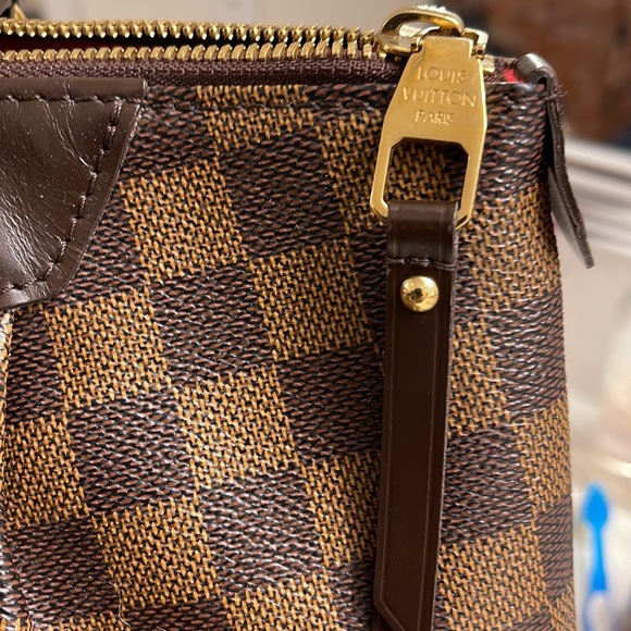 Louis Vuitton Damien - Picture 4 of 11